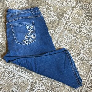 Cute Bermuda Jean shorts